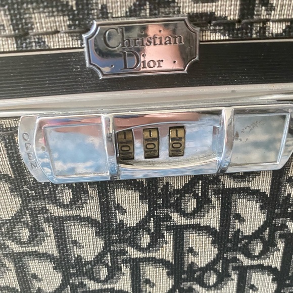 Vintage Christian Dior Luggage Travel Train Case - Picture 2 of 6